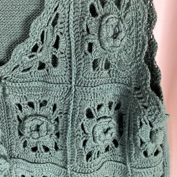 Vtg Cherry Stix Hand Knitted Crochet Cottagecore Sweater Vest Cropped Green OSFA - Picture 3 of 6